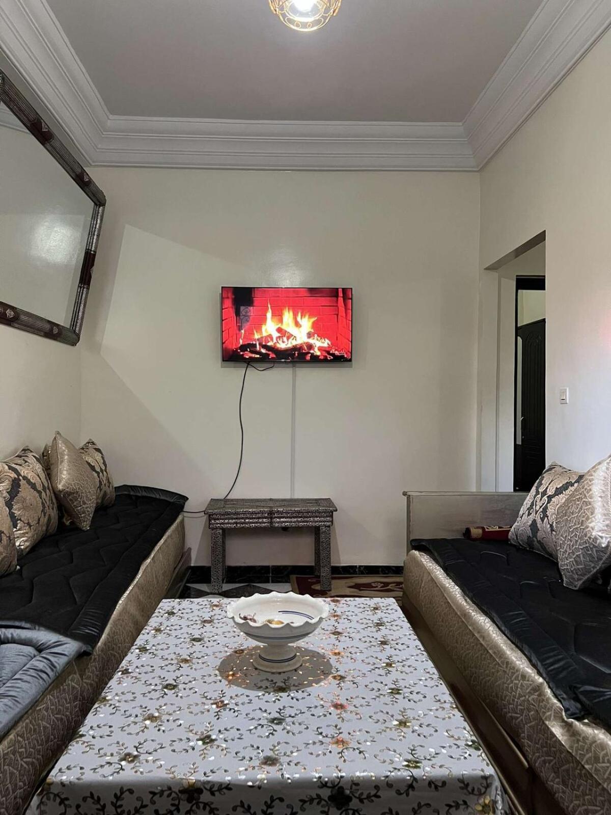 Palm Apartment *
