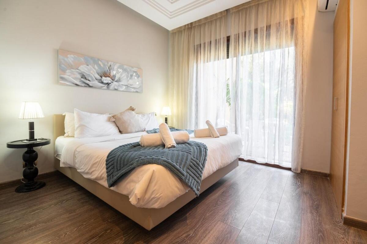 Apartment Cosy Avec Parc Et Piscine Pour Femme
