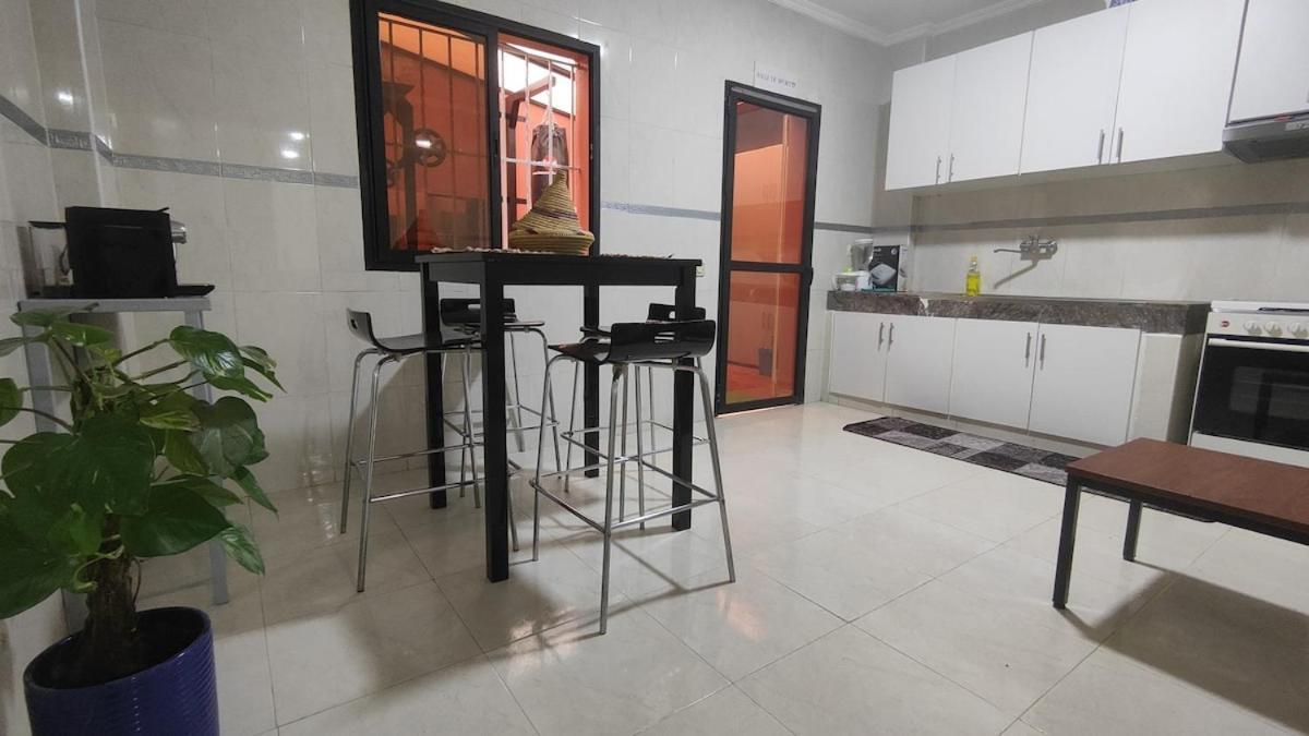 Spacious Flat With Private Gym And Lovely Terrace