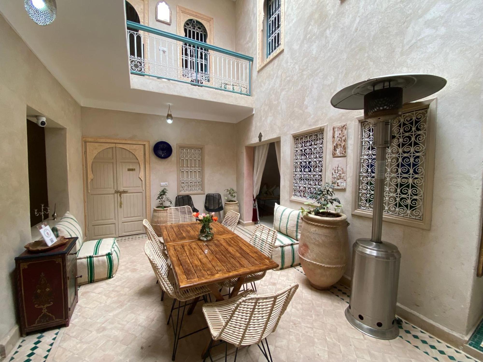 7 Saints Riad