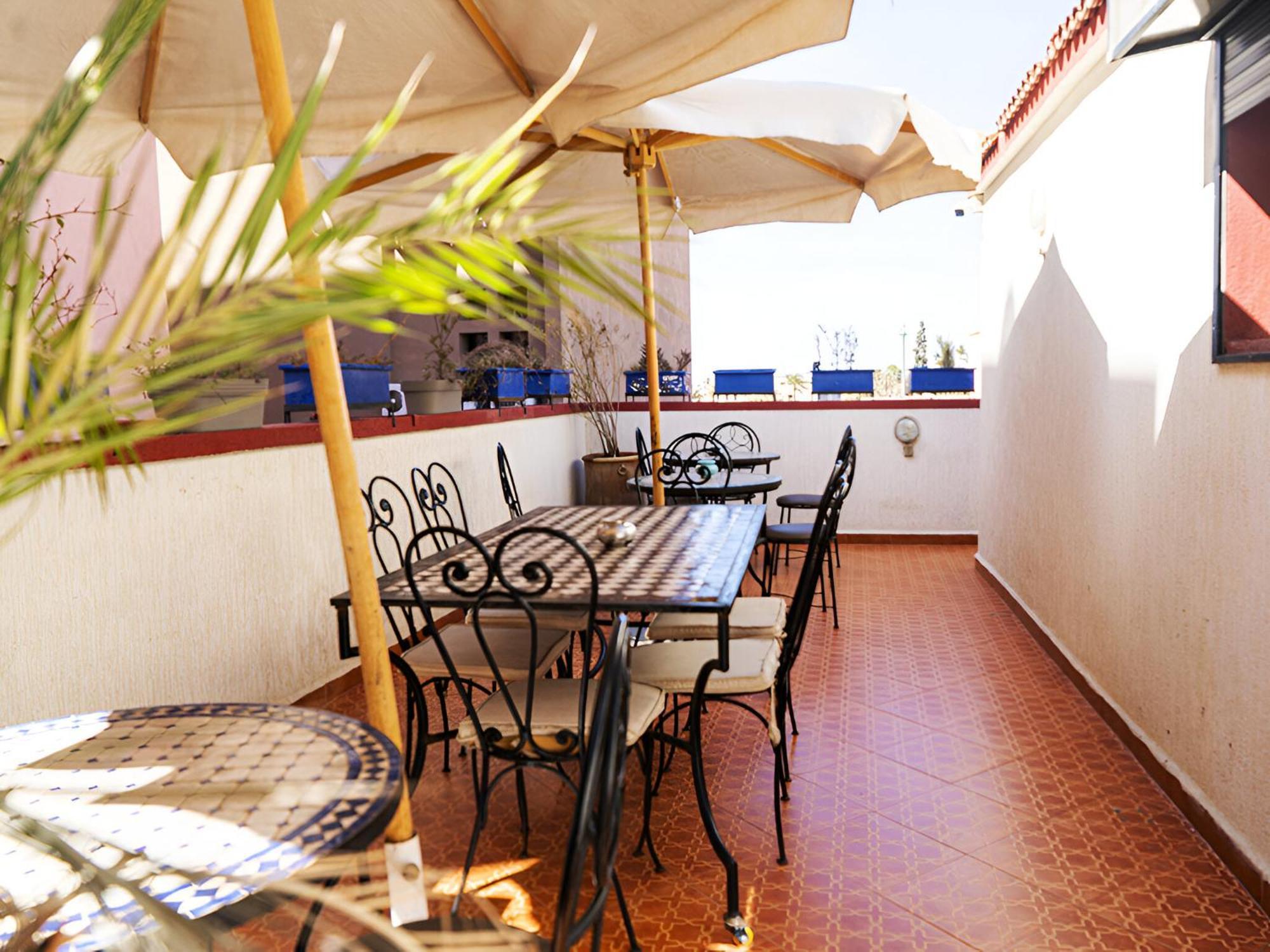 Riad Douirtna