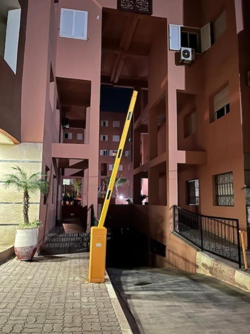 F3 Exceptionnel A Gueliz - A 5 Min De La Gare - Piscine, Wi-fi Et Parking Au Coeur De Marrakech Apartment *