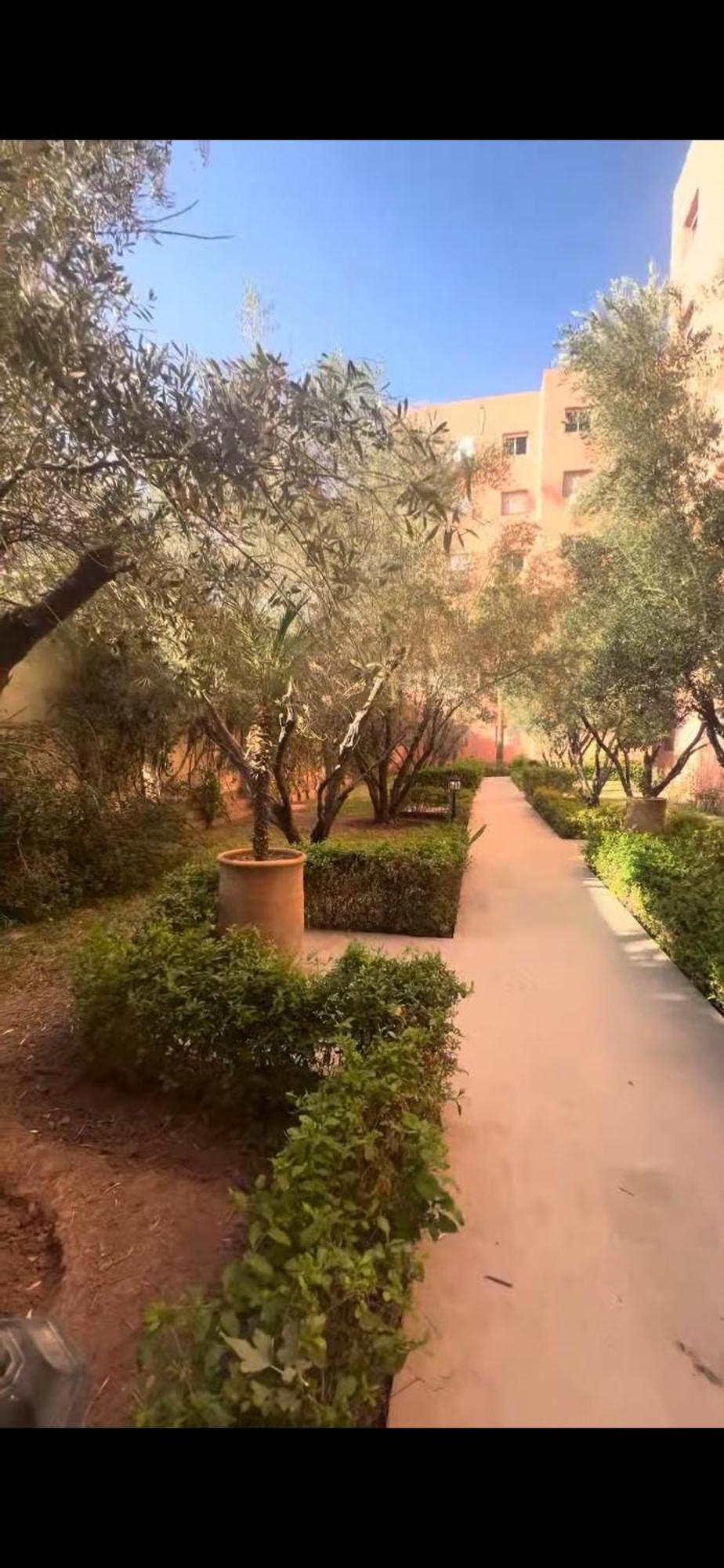 F3 Exceptionnel A Gueliz - A 5 Min De La Gare - Piscine, Wi-fi Et Parking Au Coeur De Marrakech Apartment