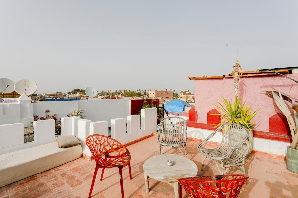 Lou, 5 Bedrooms, Private 12 P, Pool, Hammam * Marrakesh