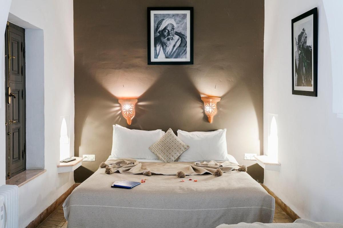 Lou, 5 Bedrooms, Private 12 P, Pool, Hammam Holiday home