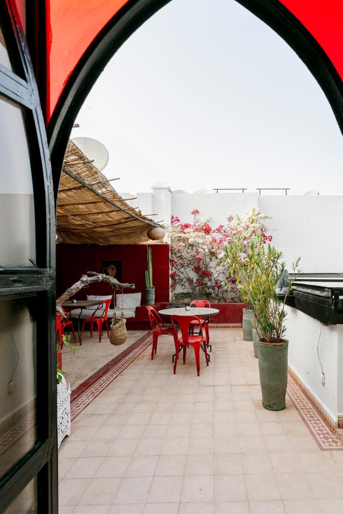 Lou, 5 Bedrooms, Private 12 P, Pool, Hammam Holiday home