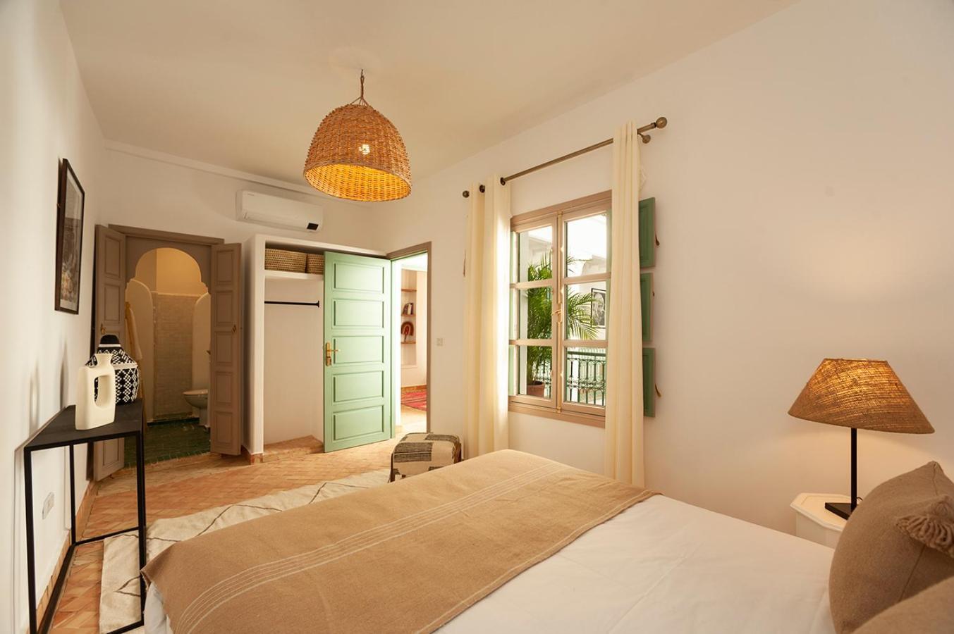 Deva Lina * Marrakesh