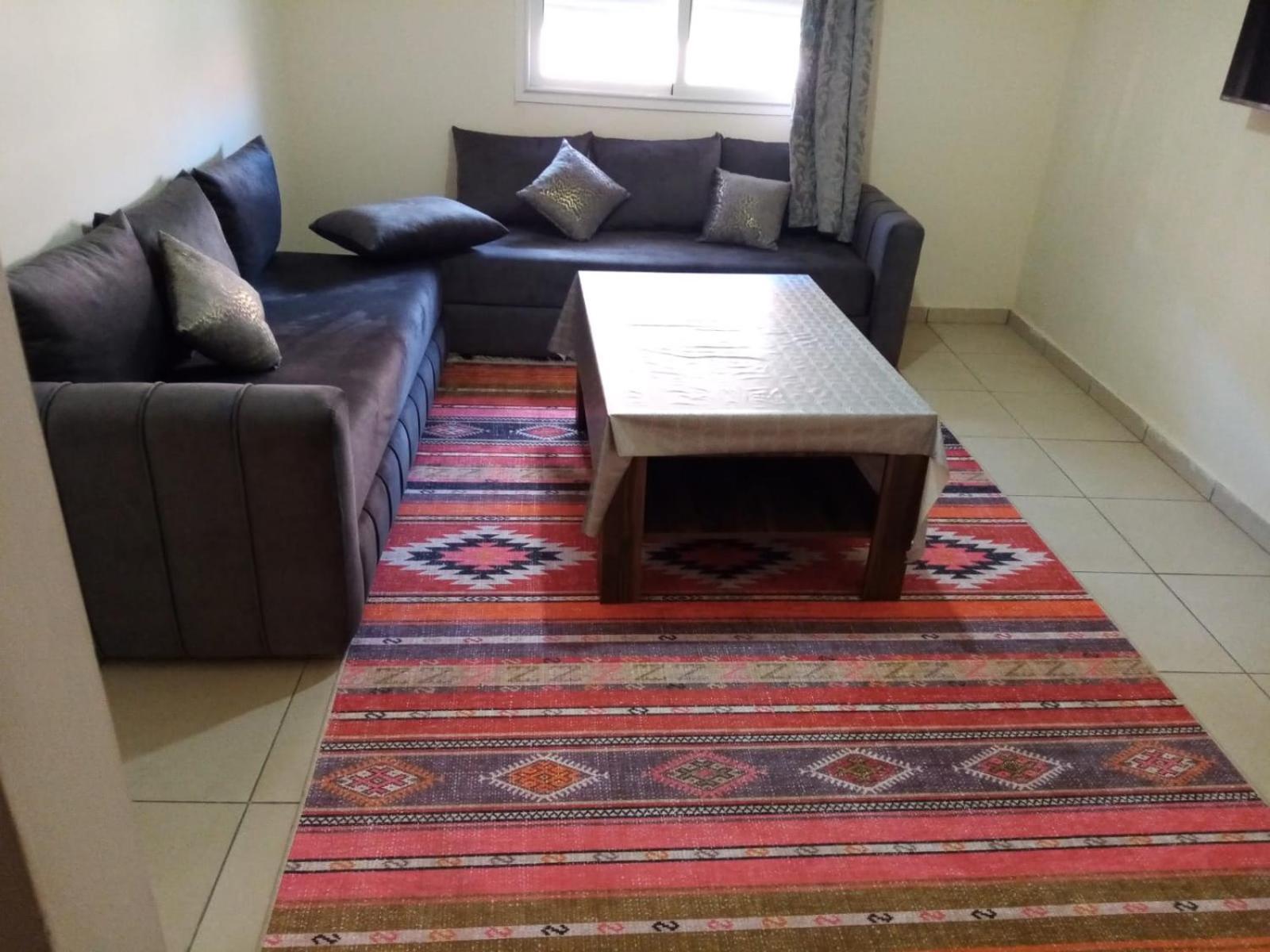 Darraha 10 Min Aeroports Apartment *