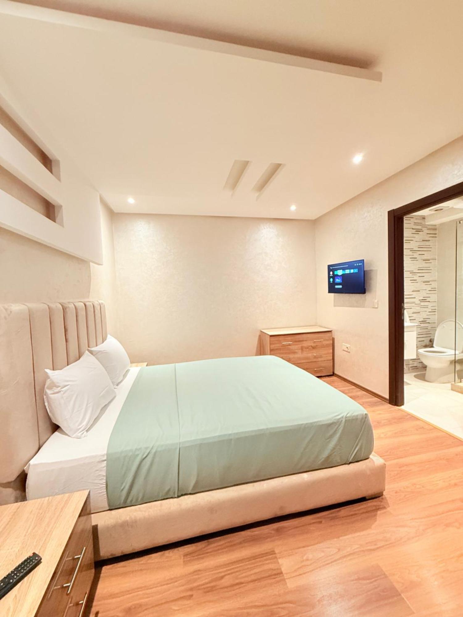 Apartment De Luxe Family & Piscine Pres De Gueliz