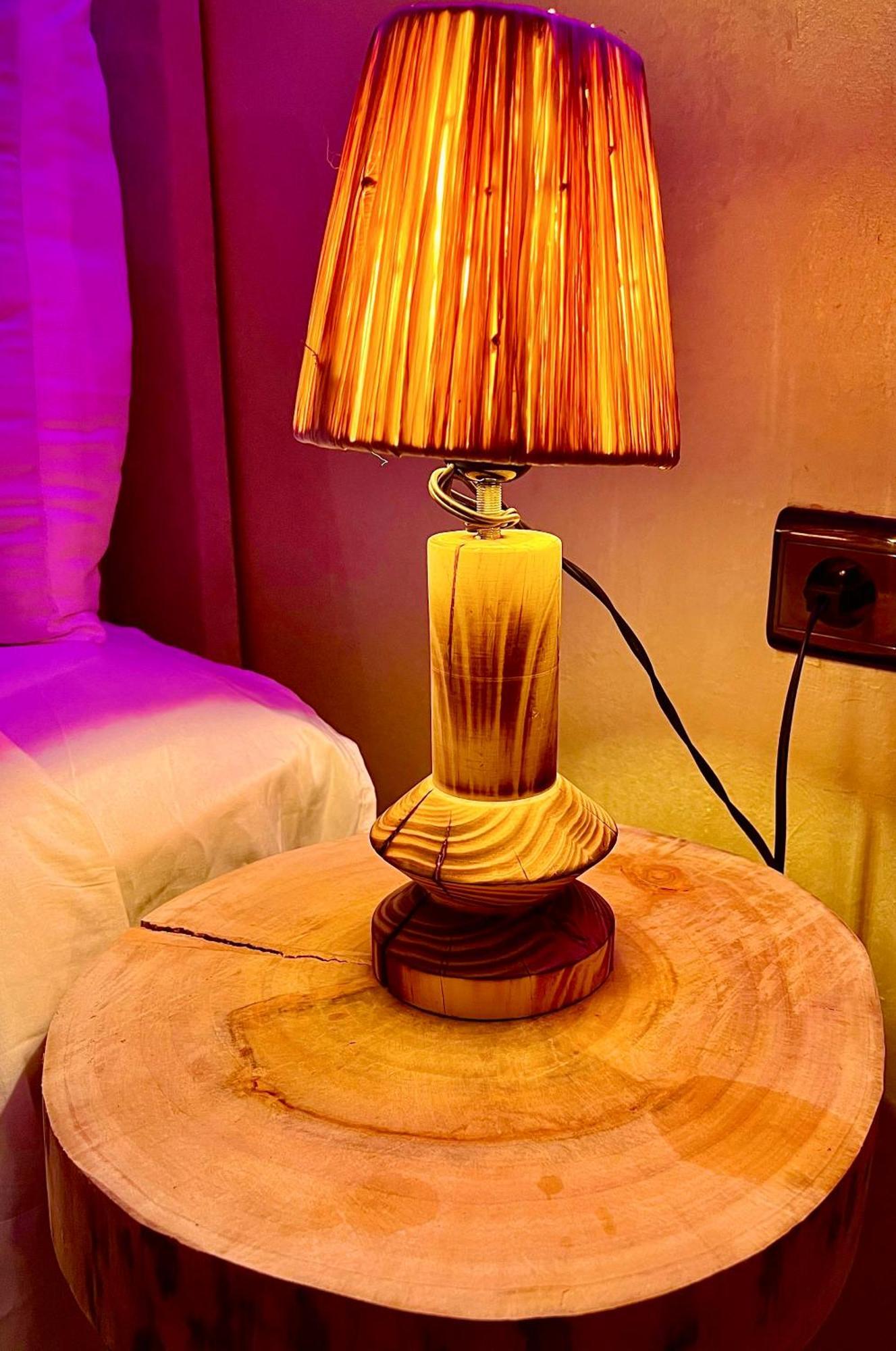 Whisper Hotel *