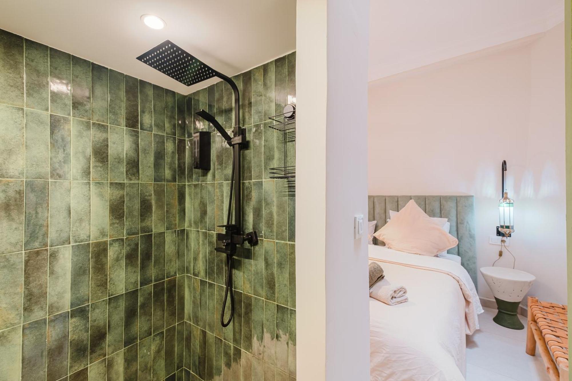Heart Of Gueliz With Rooftop Pool & Breakfast Included Hébergement de vacances Marrakesh