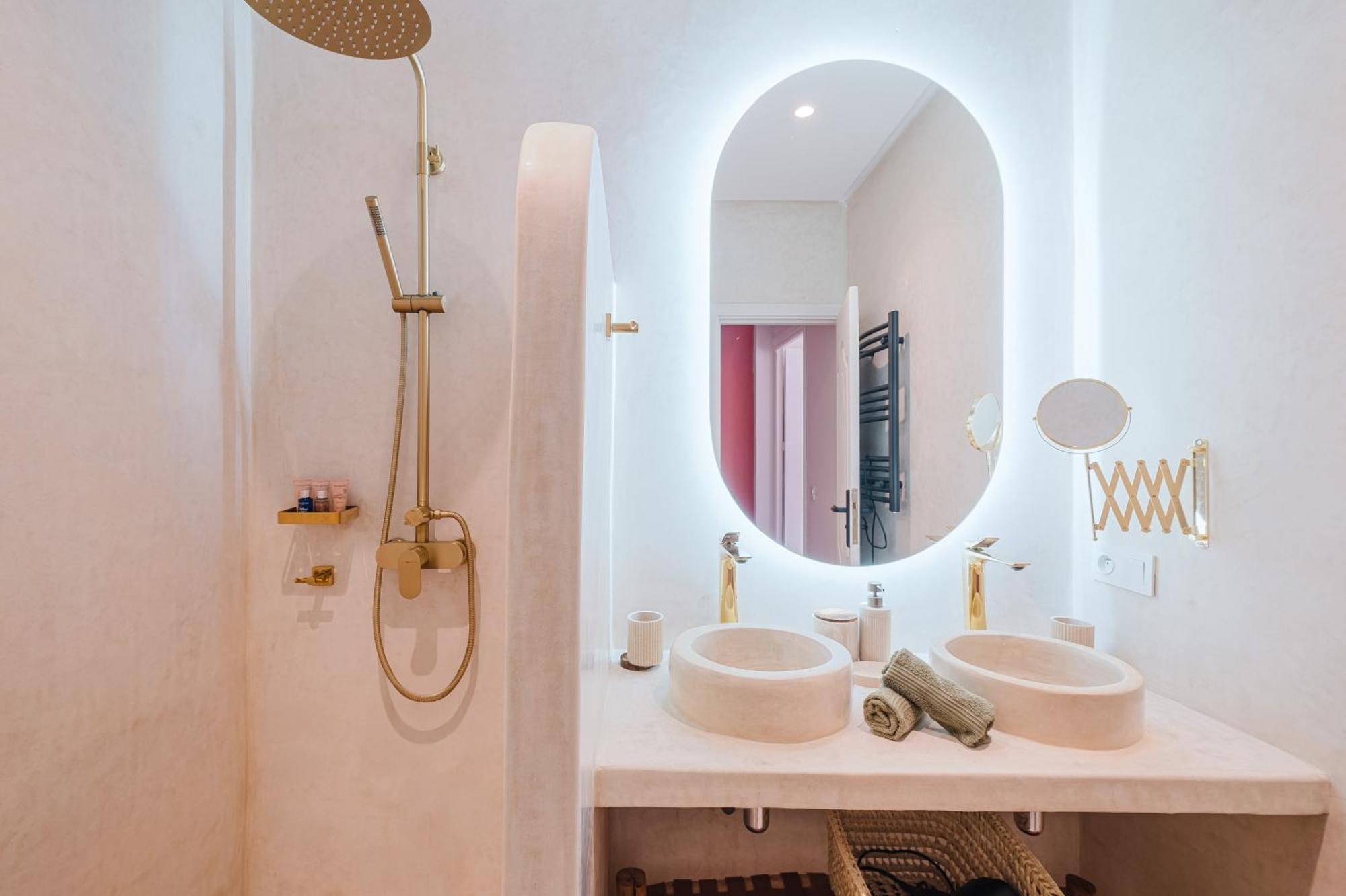 Heart Of Gueliz With Rooftop Pool & Breakfast Included * Marrakesh