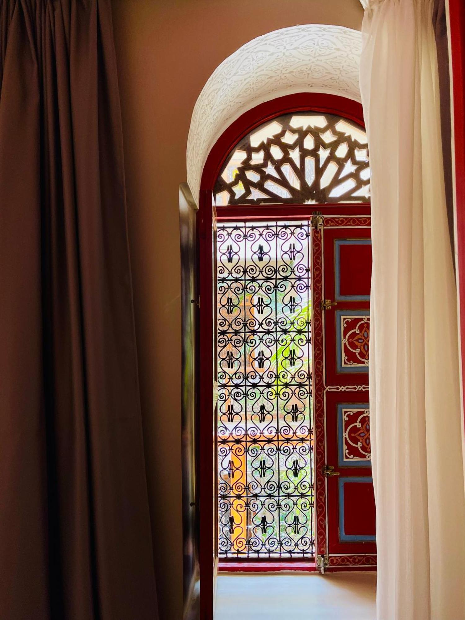 La Caleche & Riad 3*