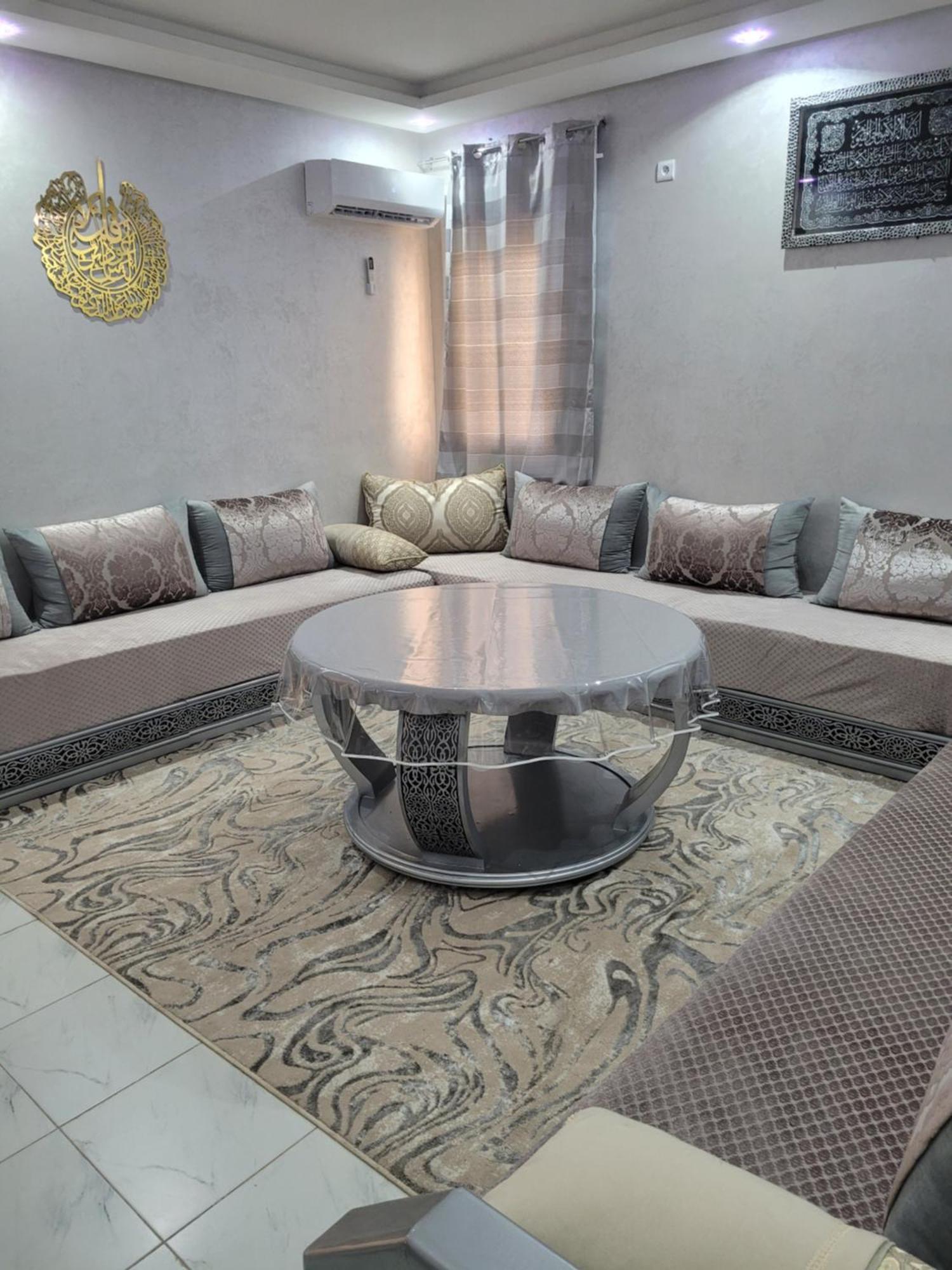 Apartment Japoniya *