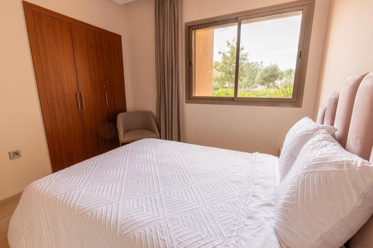 Apartment Superbe 3 *