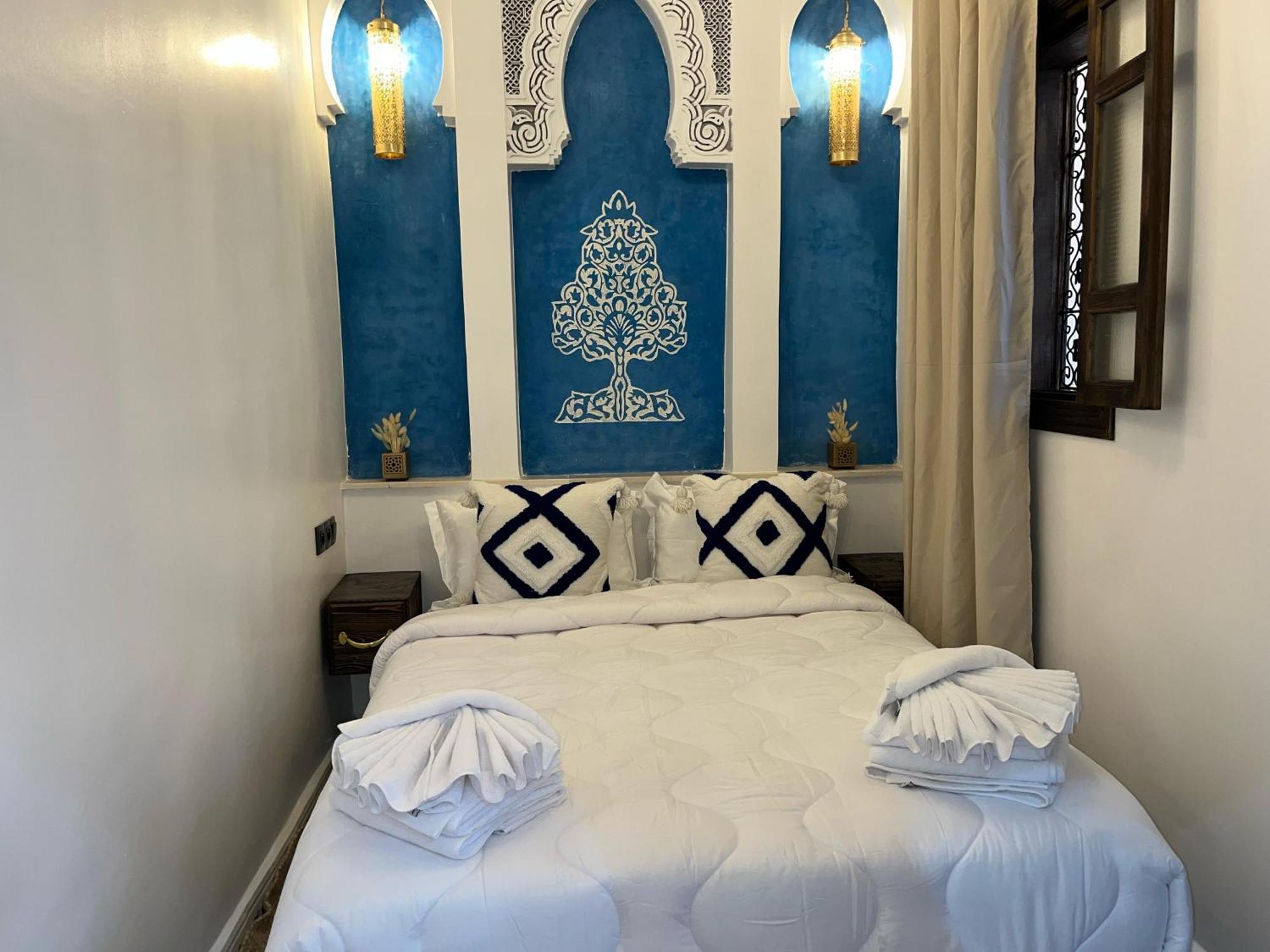 La Perle Bleue Marrakech Riad *