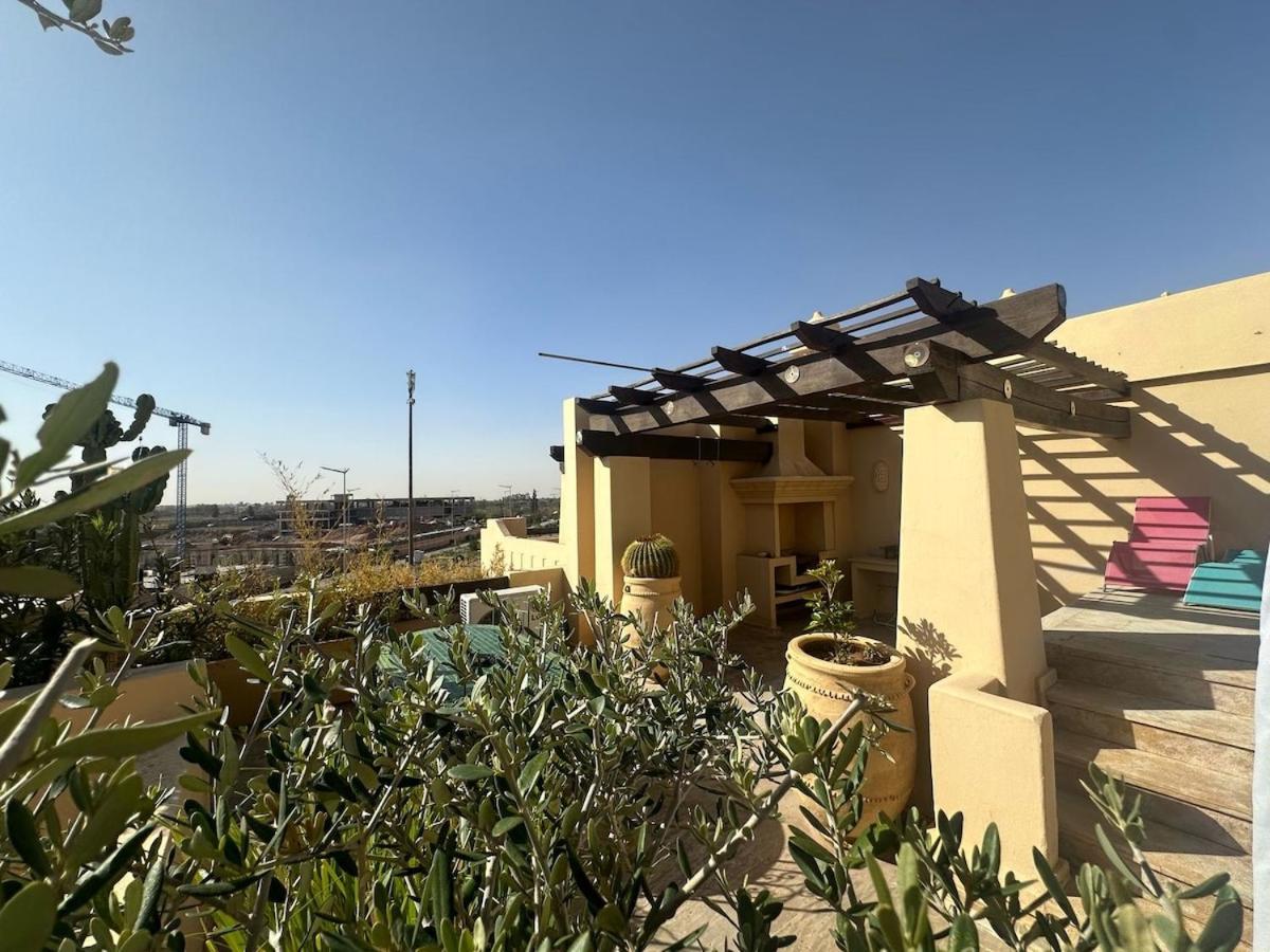 Oasis Duplex Marrakech Apartment *