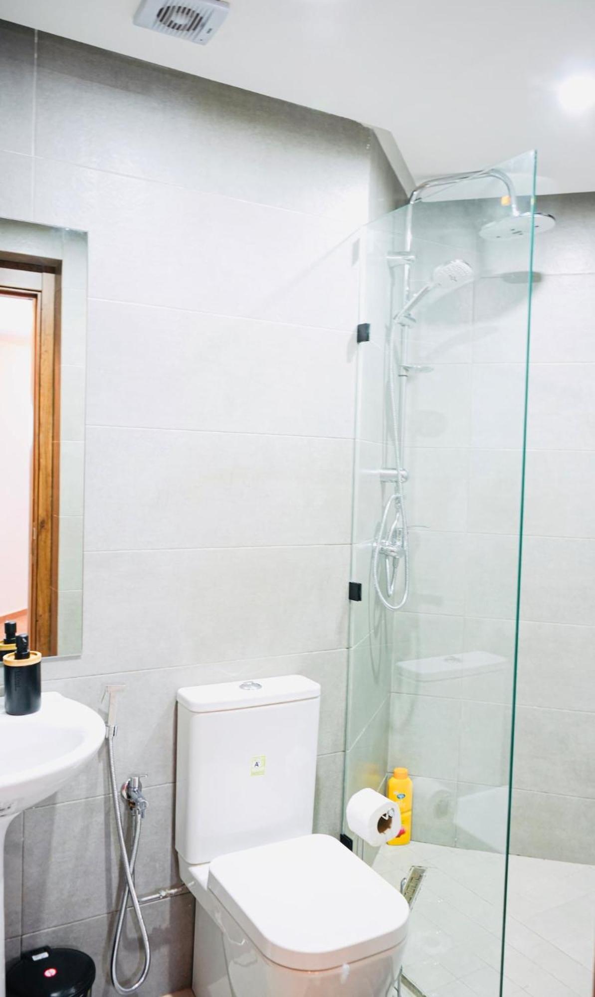 Vaste Duplex Neuf Modernes Et Raffine *