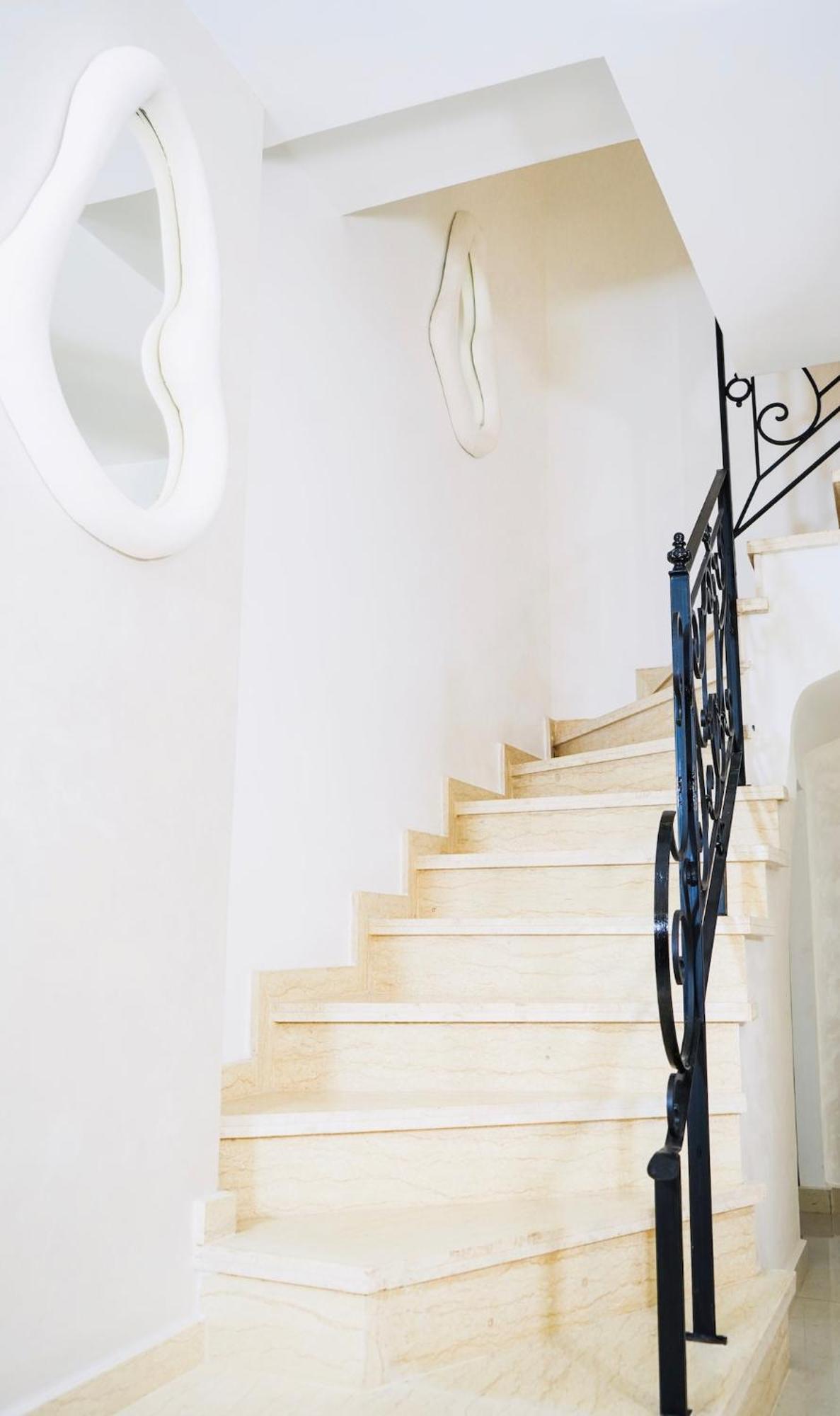 Vaste Duplex Neuf Modernes Et Raffine Apartment *