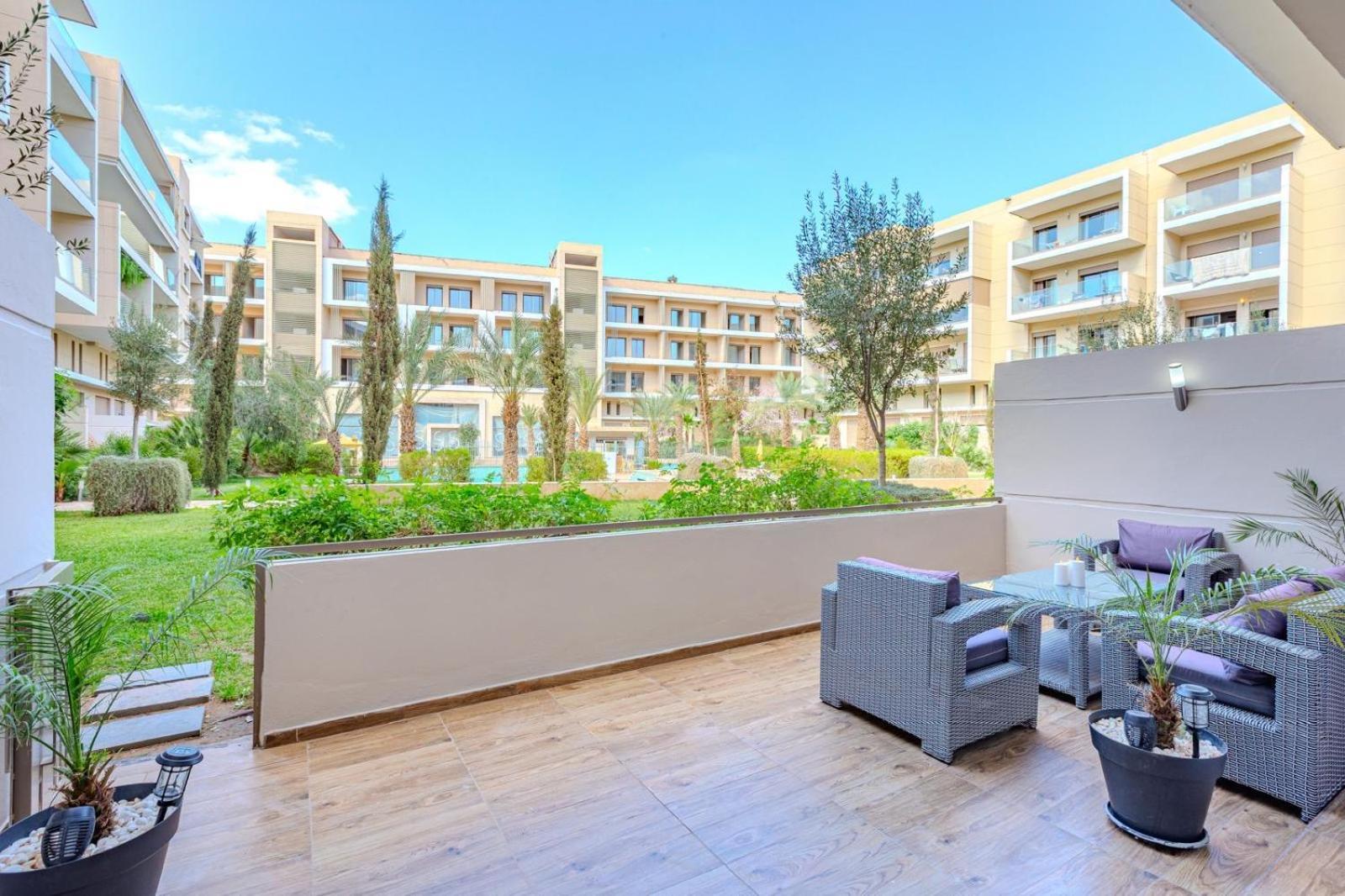 Royal Deluxe Gold - Marrakech, Luxe Pool View Apartamento Marraquexe