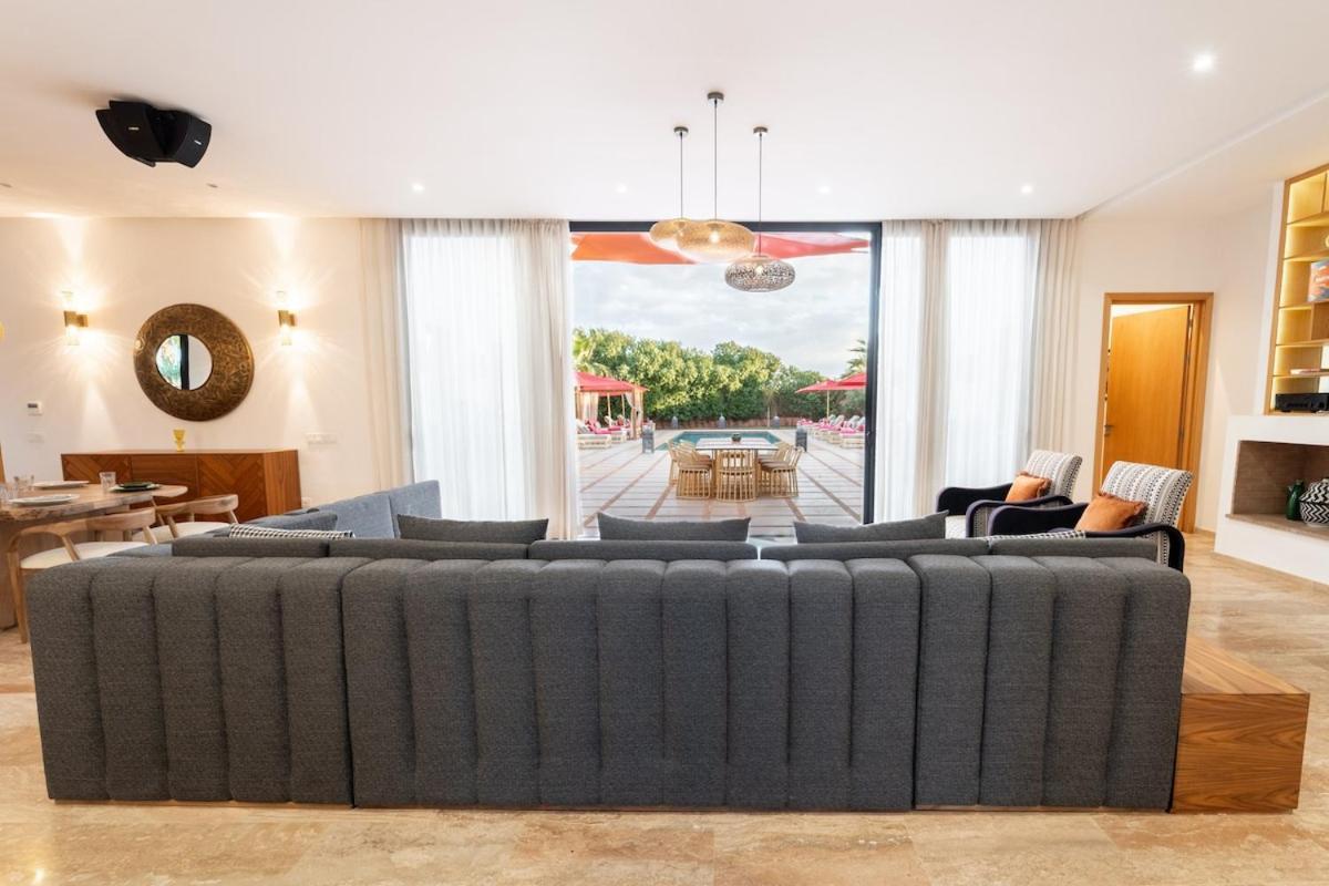 Luxury 5-suite With Heated Pool, Steam & Games Marrakesh
