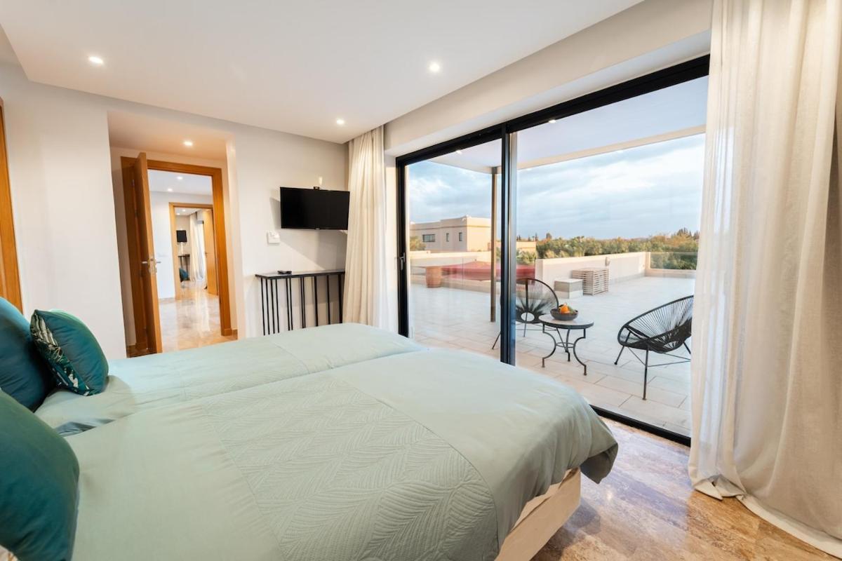 Villa Luxury 5-suite With Heated Pool, Steam & Games *