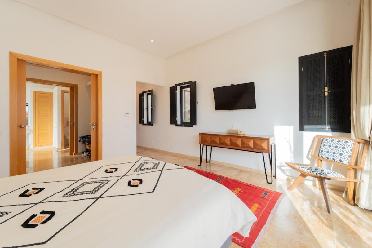 Villa Luxury 5-suite With Heated Pool, Steam & Games Marrakesh