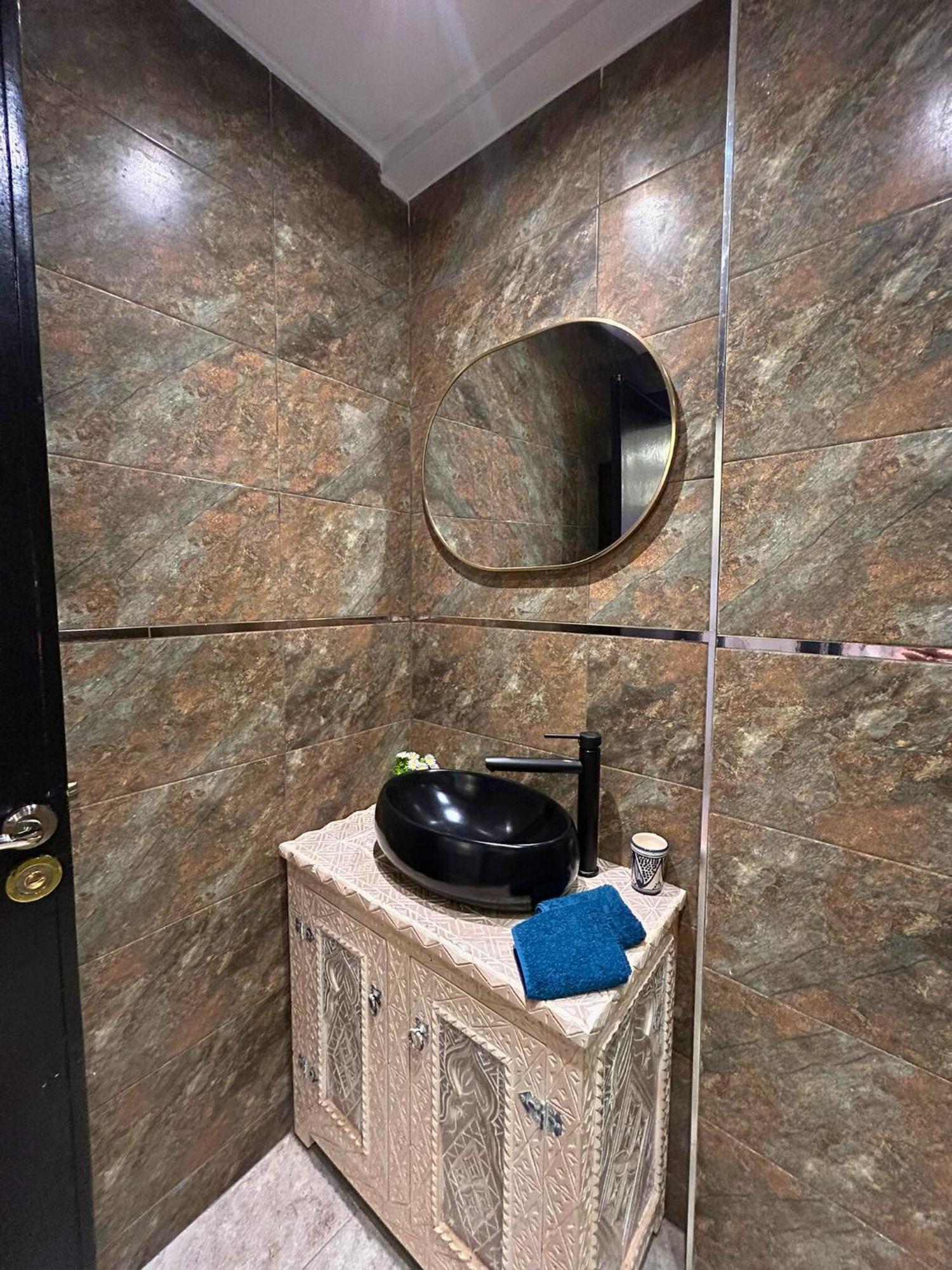 Apartment Perle Au Coeur De Gueliz Avec Piscine Et 100m2 Marrakesh