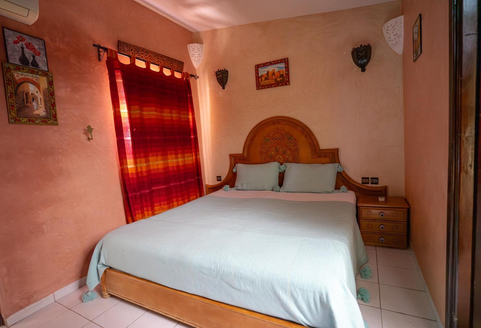 Zineb Prive Trois Etage Trois Piscines Et Jacuzzi Apartment