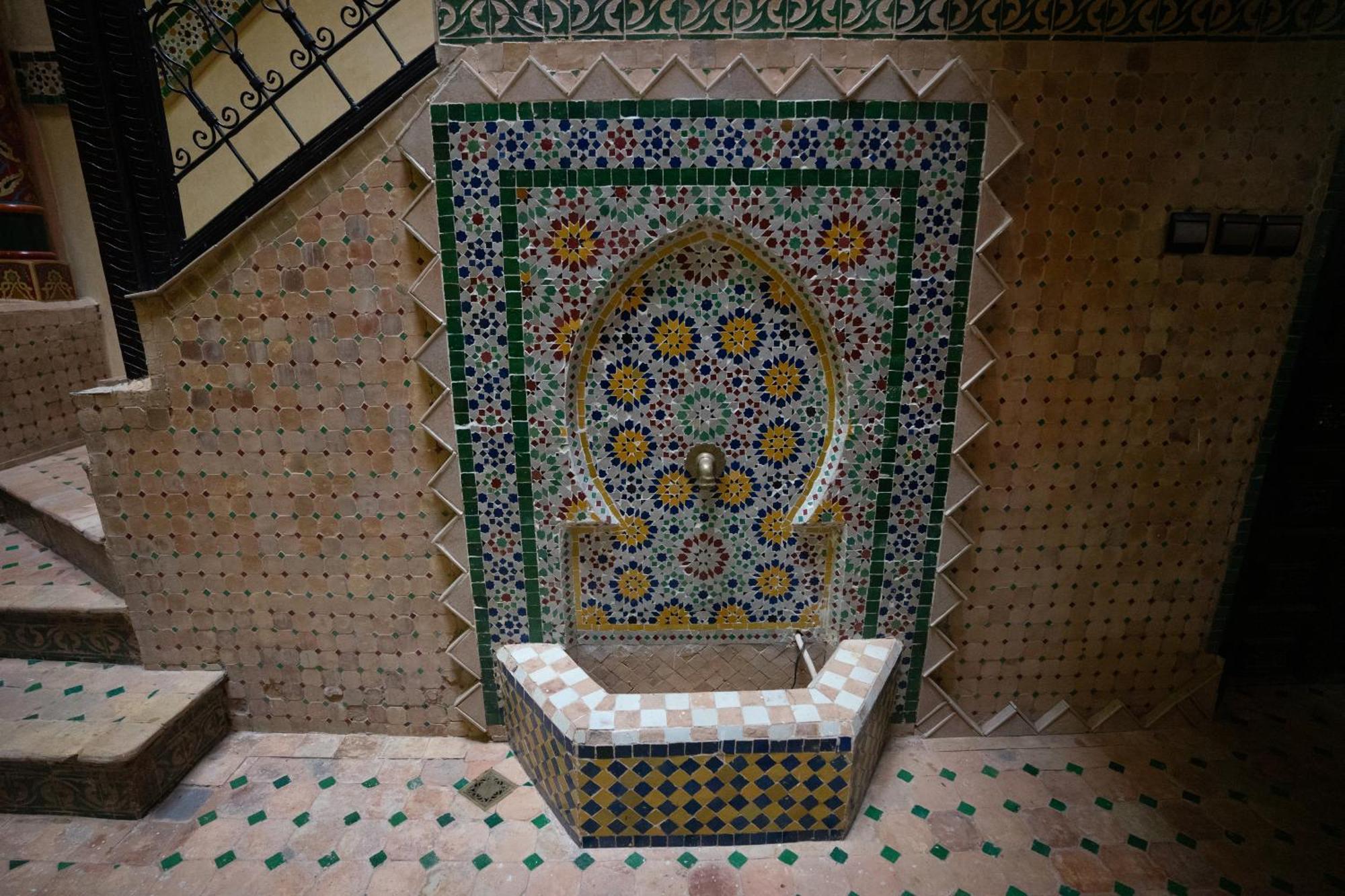 Zineb Prive Trois Etage Trois Piscines Et Jacuzzi Apartment