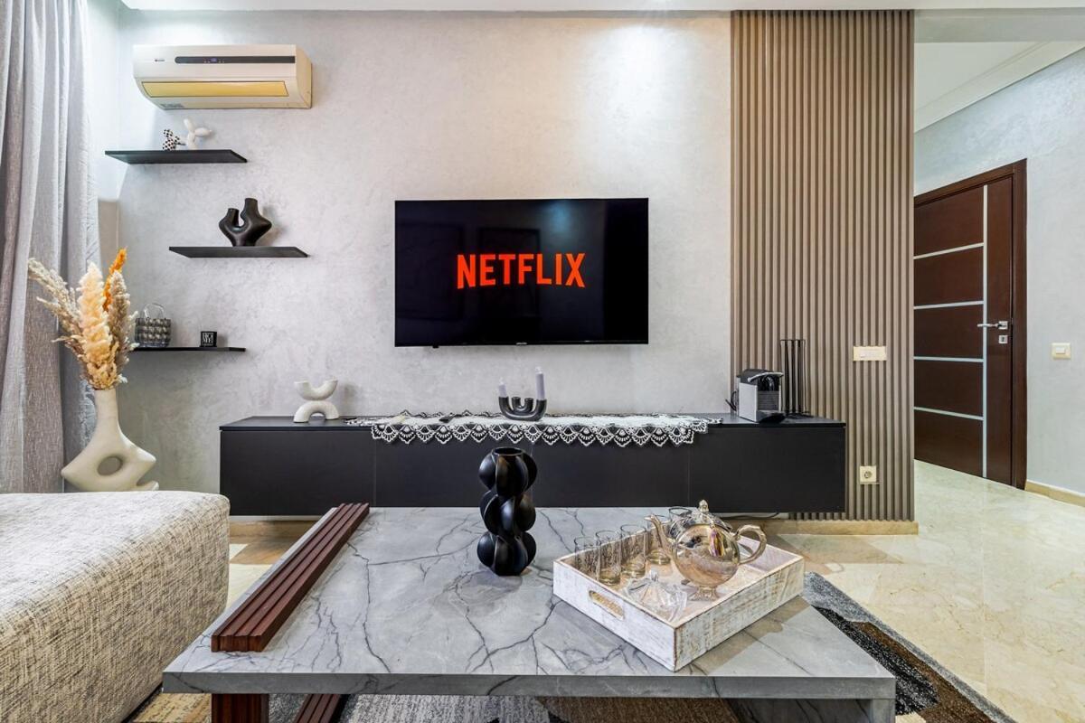 Brand New Appt Citycenter 2br Wifi Free Parking Apartment *