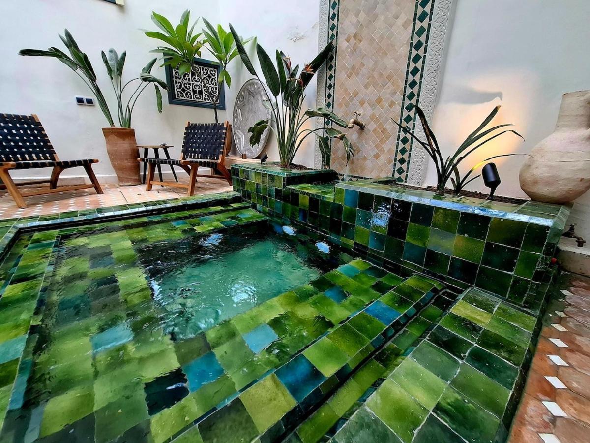 Dar El Hachmia - Private Riad, Air Cond, Heated Pool And Hammam