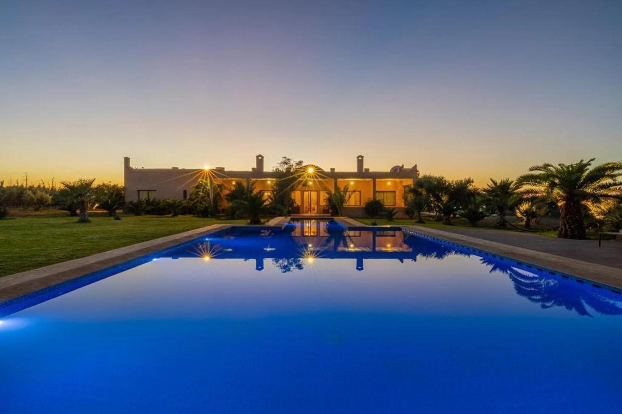 La Houda Piscine Parking Prive 15 Min Marrakech - Ark Realty Villa *