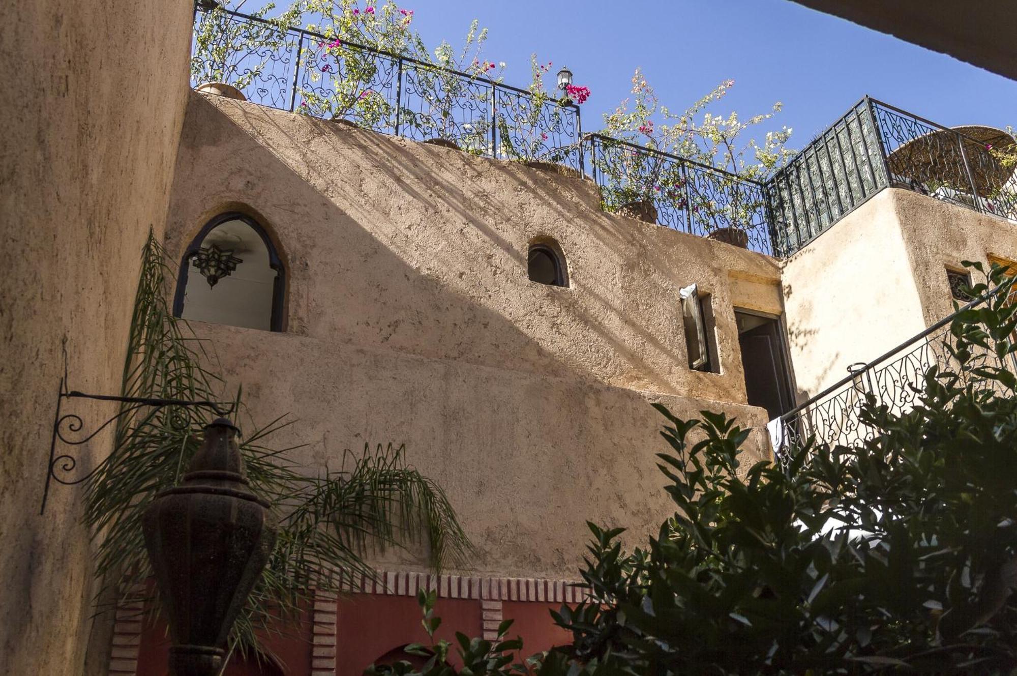 Guest house Maud 4*
