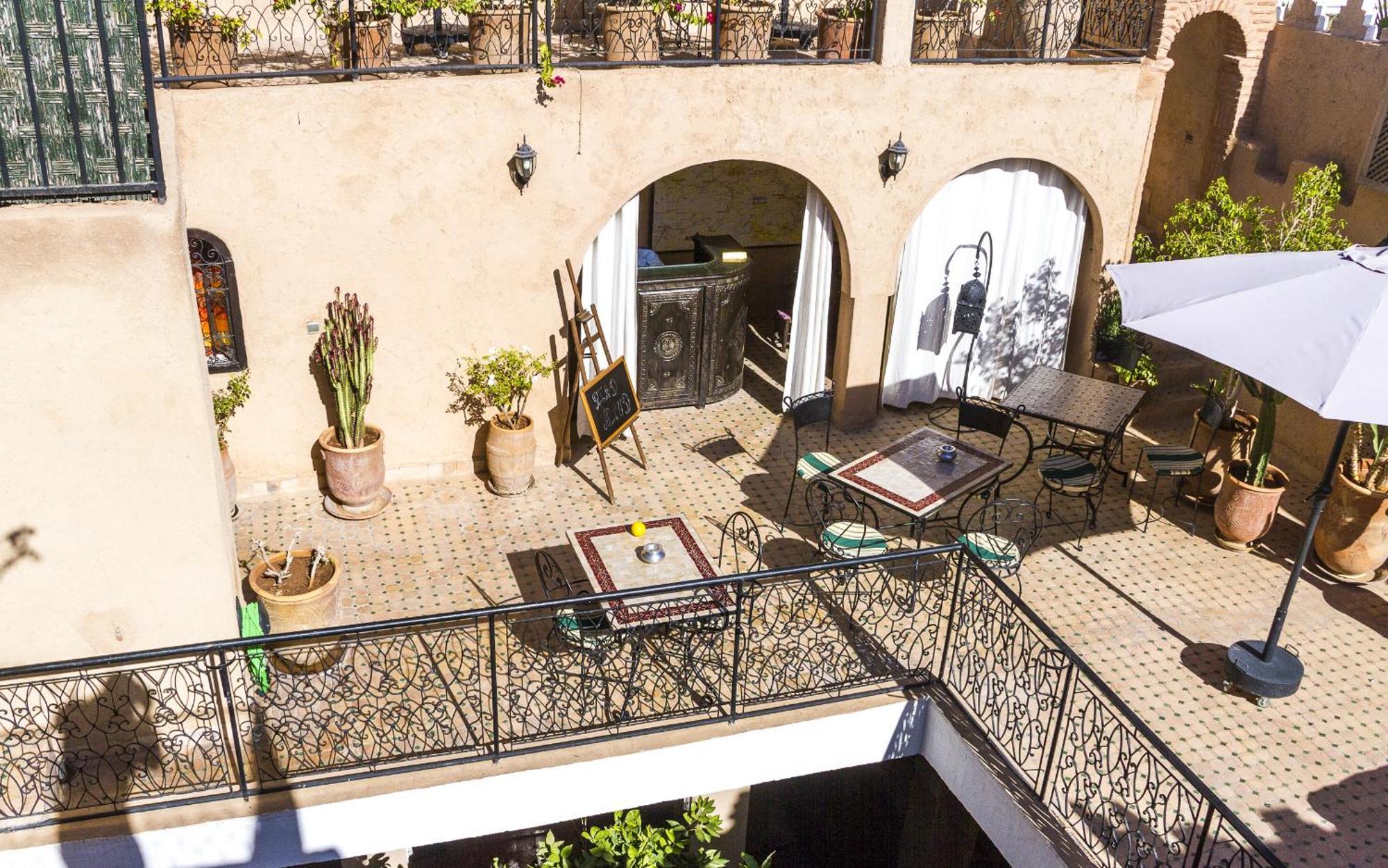 Guest house Maud 4*