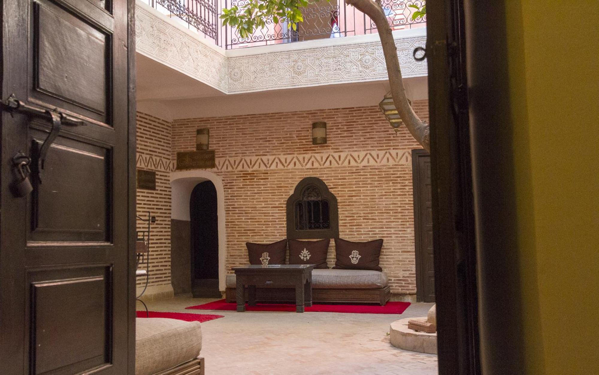 Maud Guest house 4*