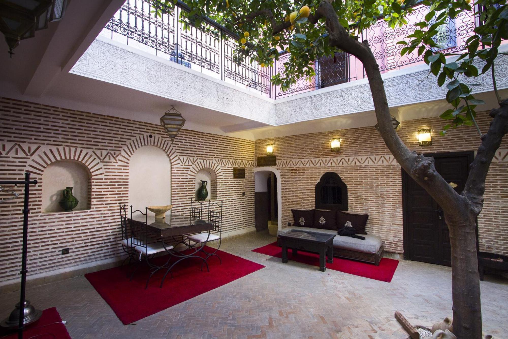 Guest house Maud 4*