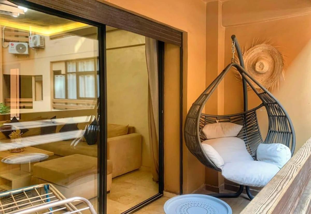 Cozy With Pool Balcony Heart Of Gueliz *