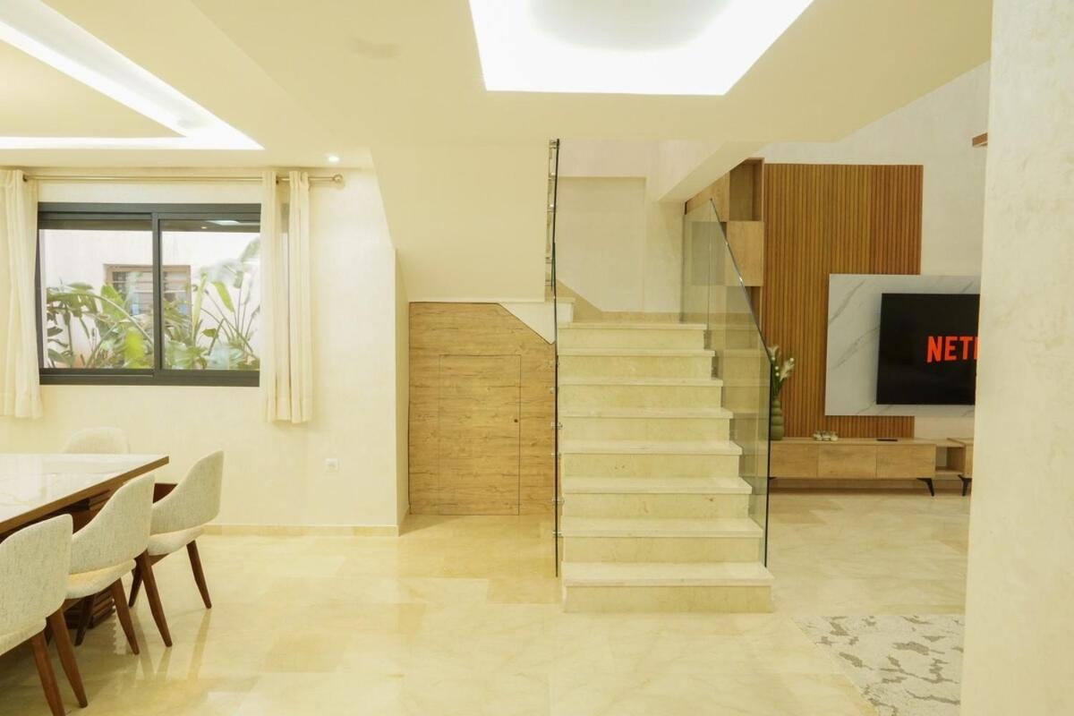 Duplex Apartment *