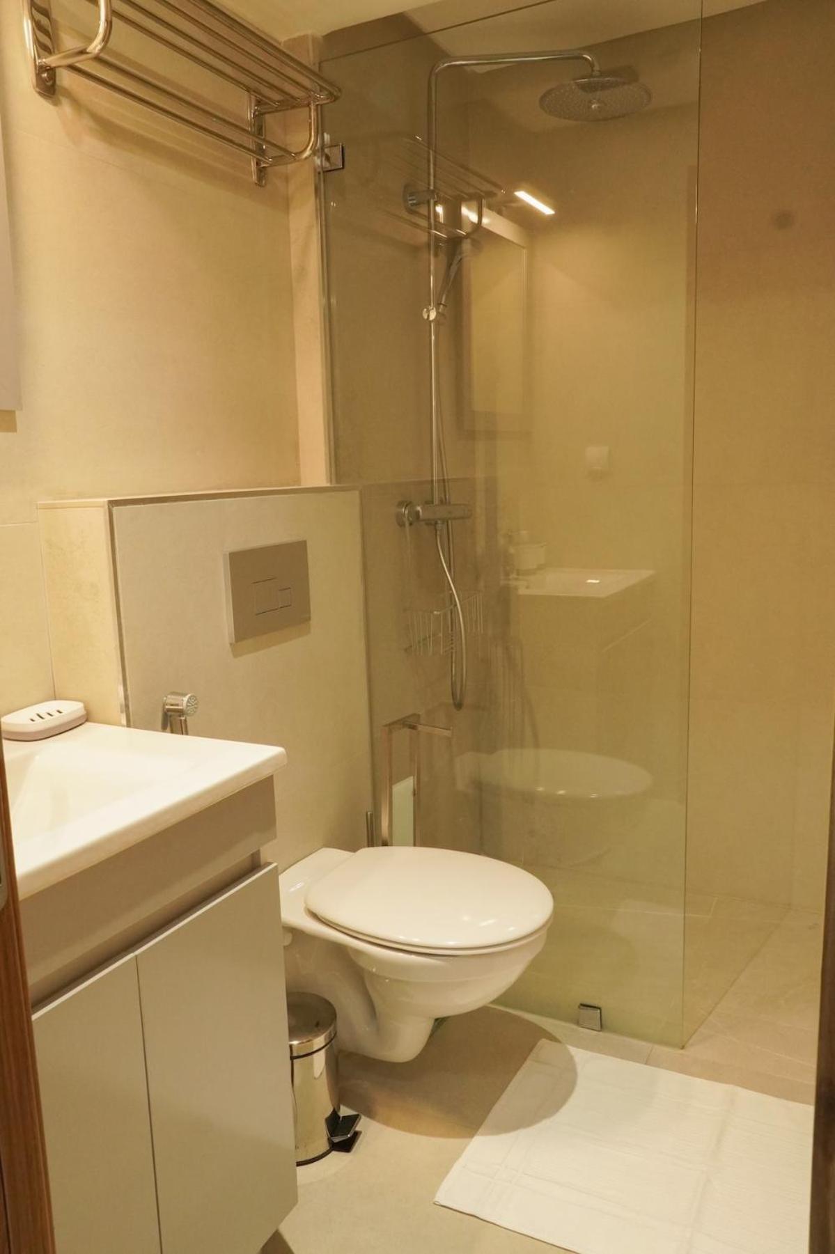 Apartment Duplex *