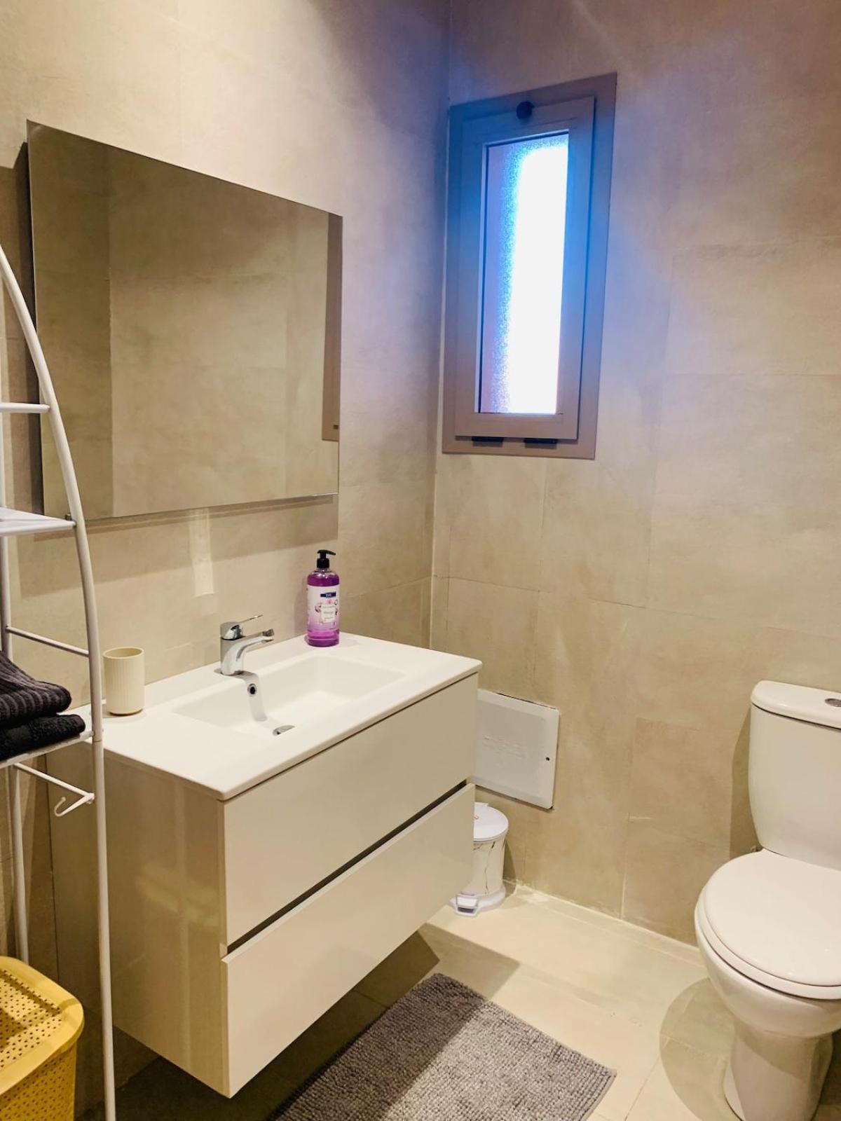 Prestigious New 3-bedroom With Pool View *