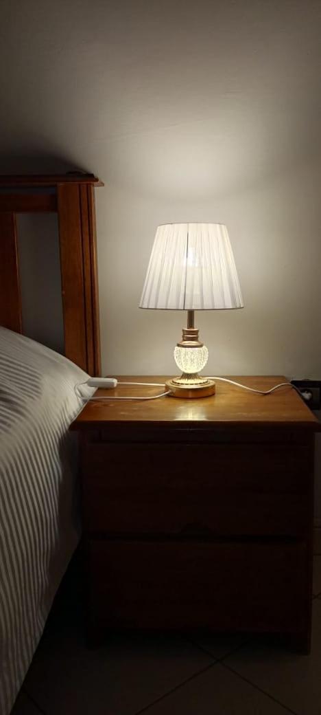 Bright Air Conditioned Near Center Apartamento *