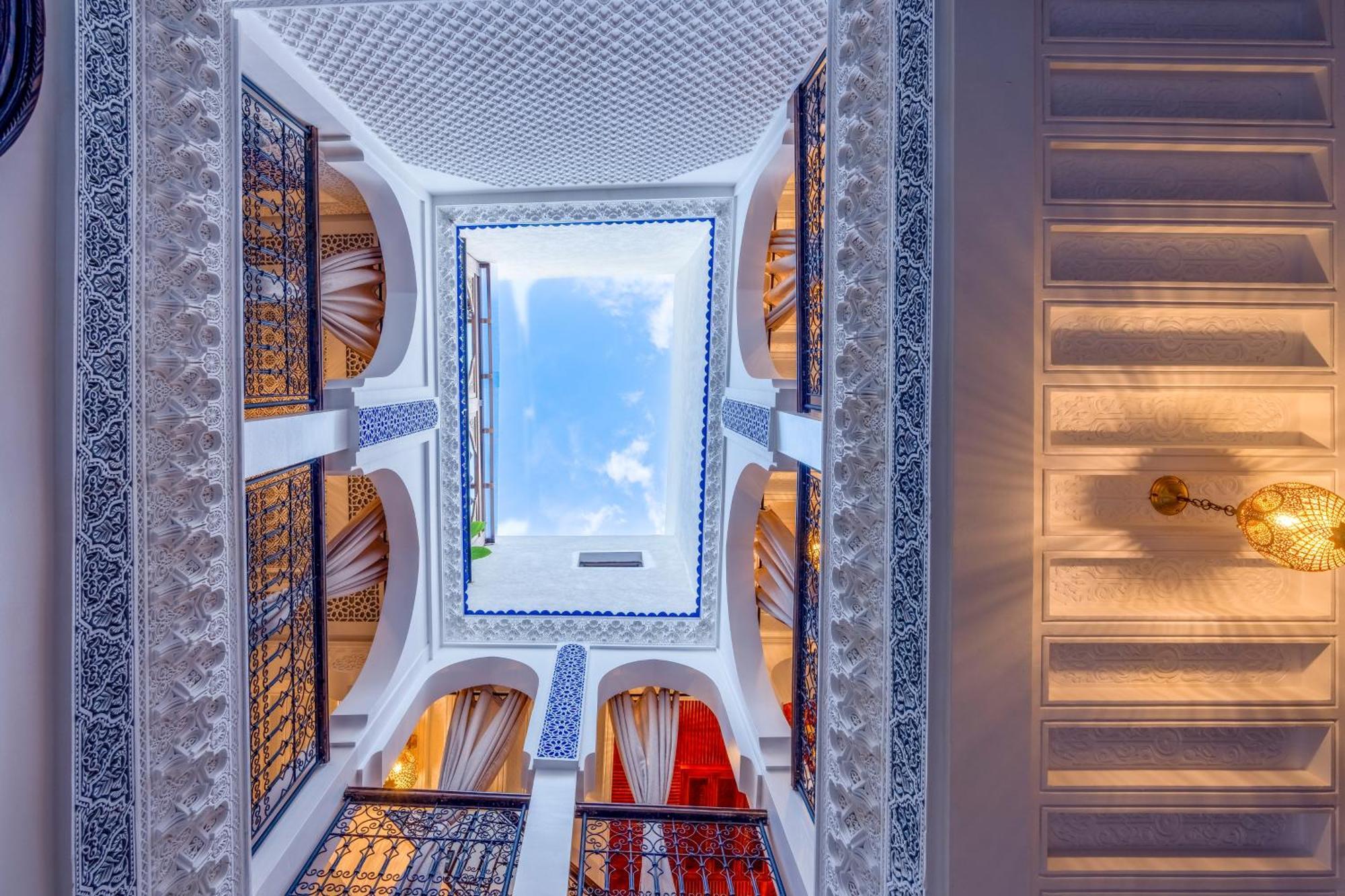La Perle Bleue Marrakech Riad *