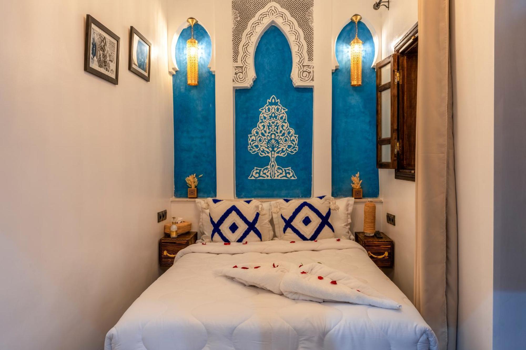 La Perle Bleue Marrakech Riad *