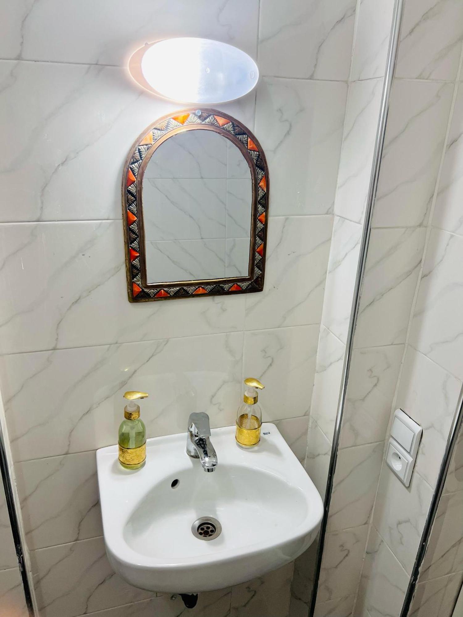 Al Bahja Family Apartment