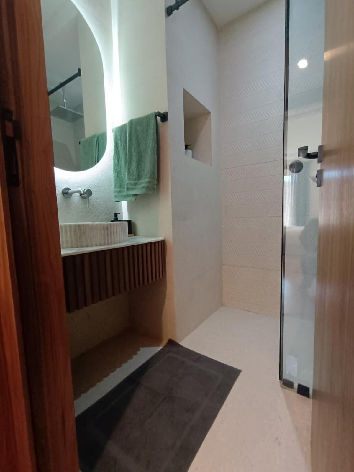 Les 3 Collines - Grand Appart Moderne A Gueliz Avec Vue Et Confort Premium * Marrakesh