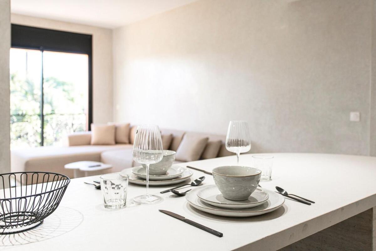 Garden View Apartment *