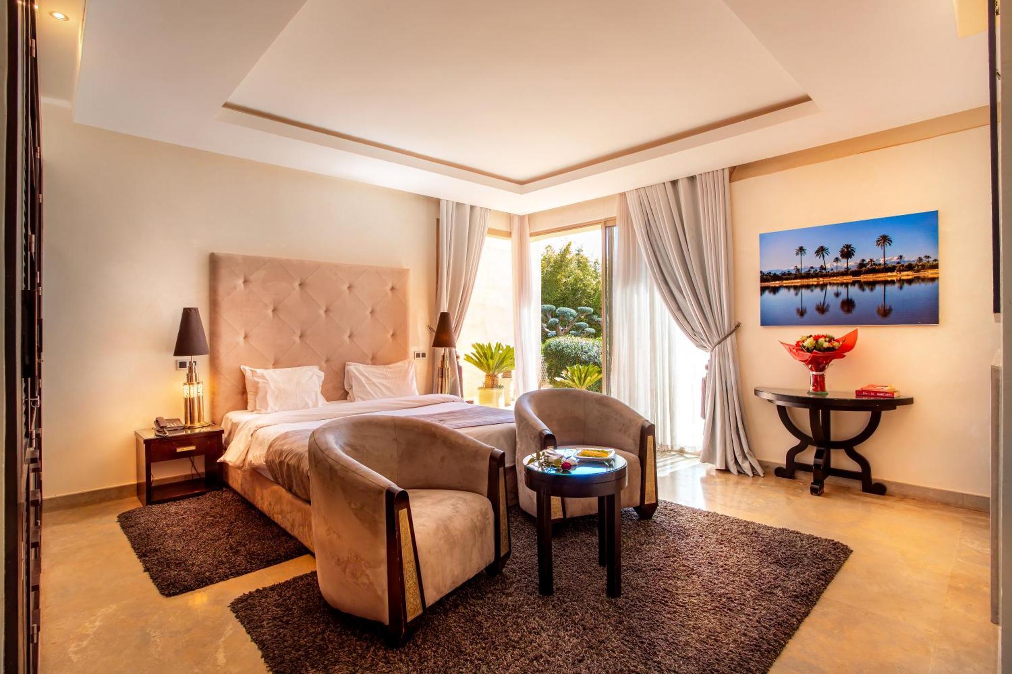 Tal Marrakech Sejour Vip Avec Piscine, Restaurant Et Services Premium Villa