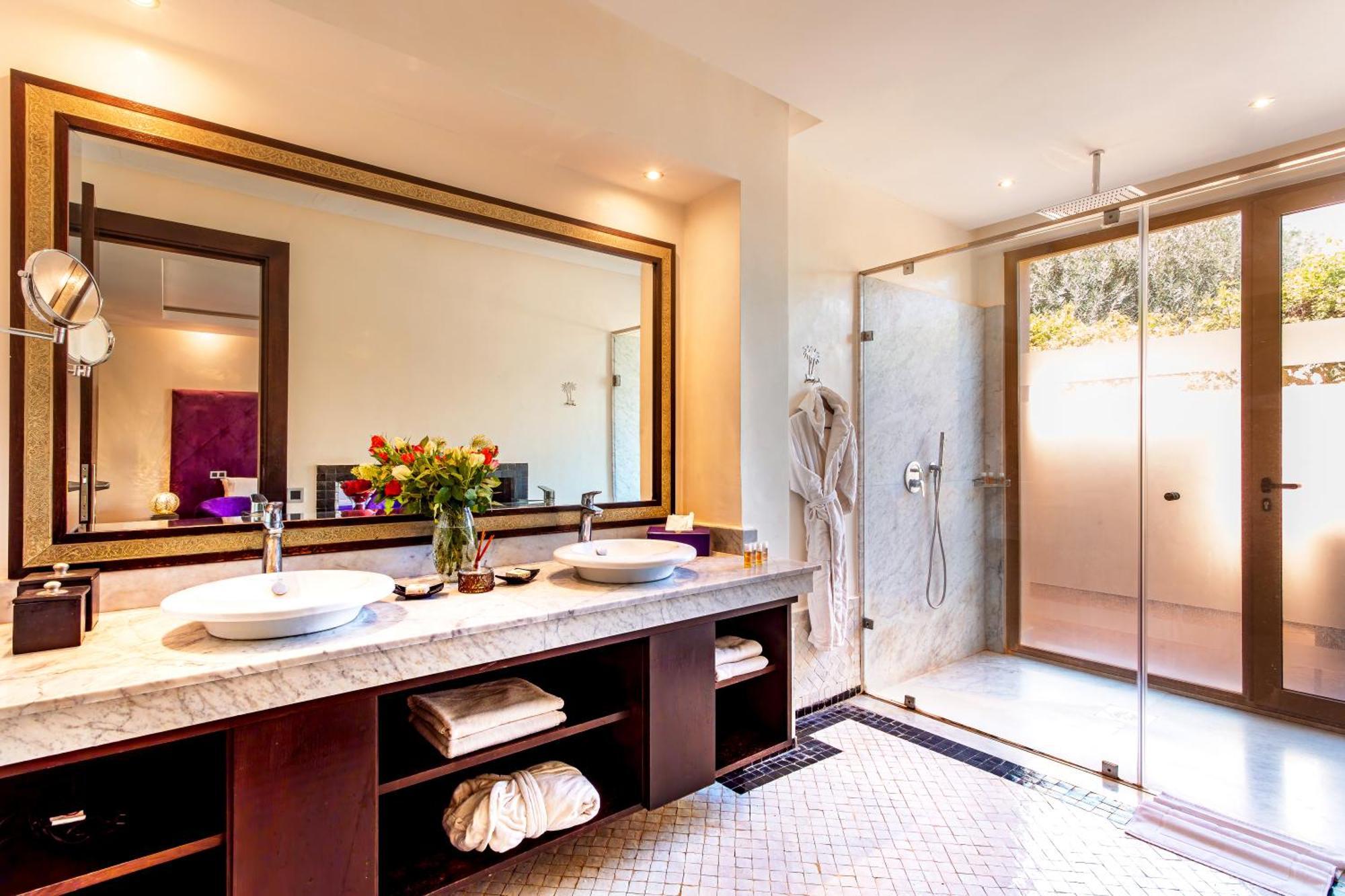 Tal Marrakech Sejour Vip Avec Piscine, Restaurant Et Services Premium *