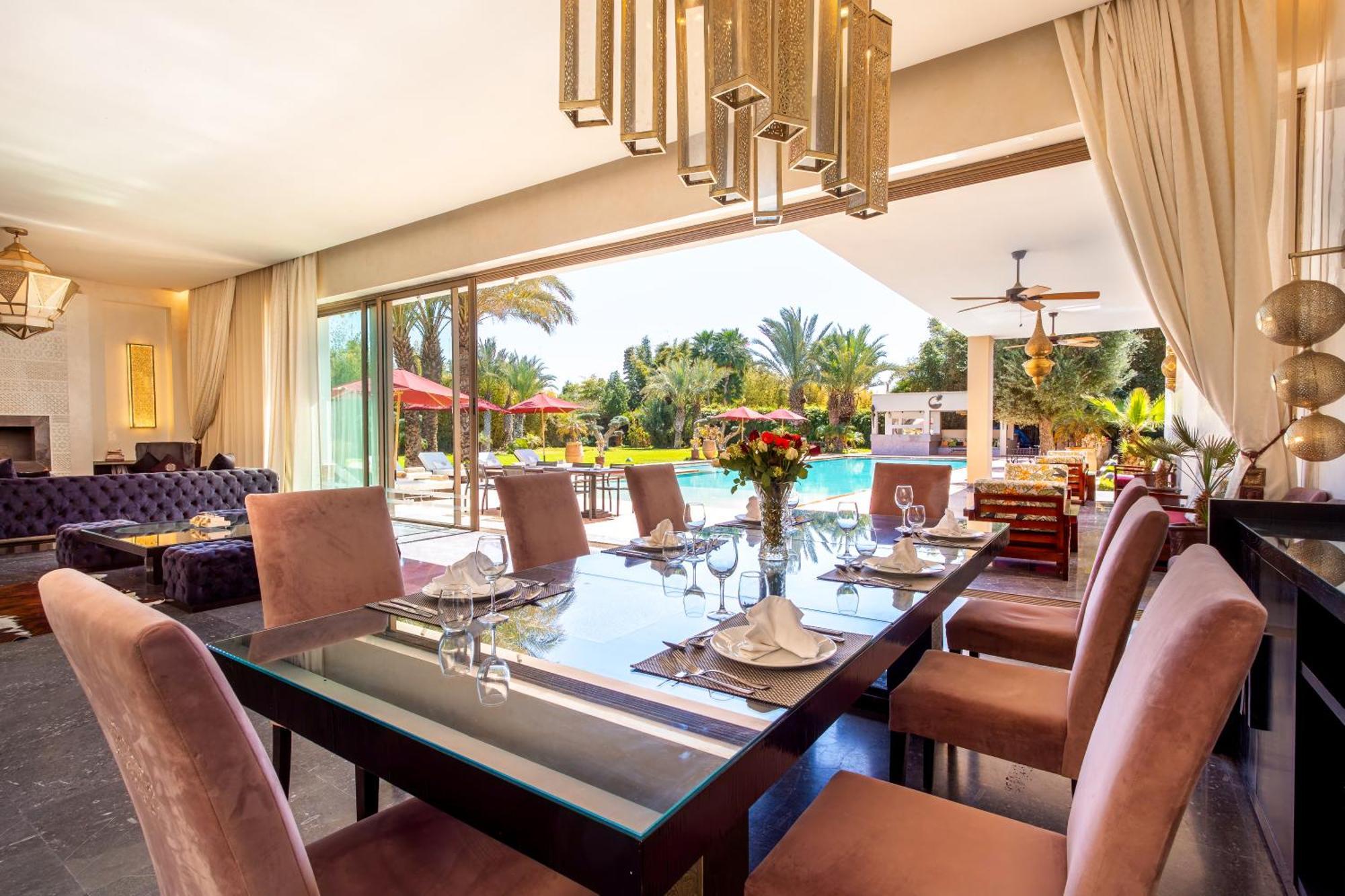 Villa Tal Marrakech Sejour Vip Avec Piscine, Restaurant Et Services Premium *